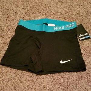Nike pro